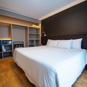 Amerian Cordoba Park Hotel